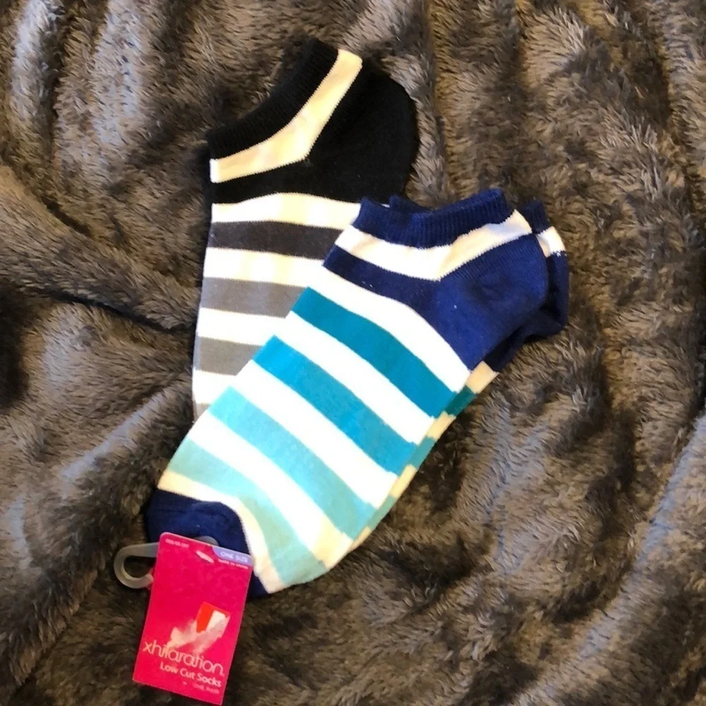 Two Pairs of Women’s Striped Ankle Socks One Size Fits Most